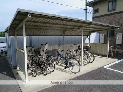 ロイヤルタウン蓬沢　ＡＢＣＤ[2LDK/53.76m2]の外観5