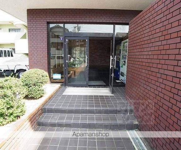 ニューシャトー長岡の玄関写真