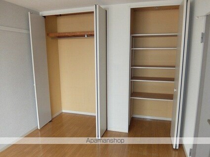 ピュアフィールドＡ棟[2LDK/54.36m2]の収納