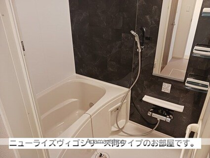 クオリティー宇多津Ｂ[2LDK/49.49m2]のバス