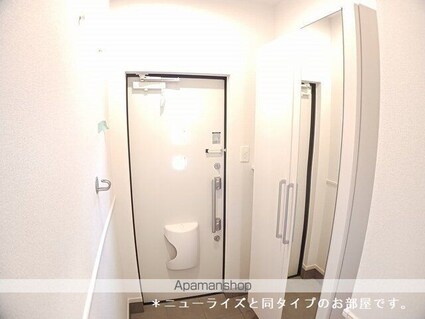 ブルーム[1LDK/48.75m2]の玄関