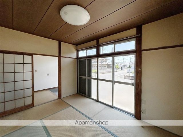 中居町貸住宅の内装写真