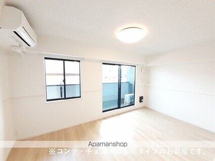 ラクーン守山[1LDK/42.38m2]のリビング・居間