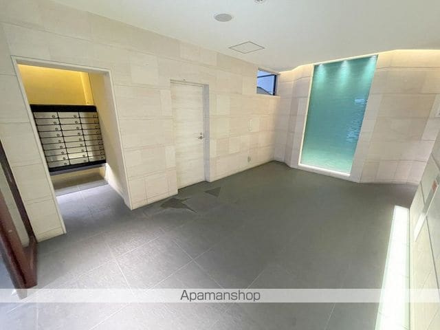 フロンティアコート堺筋本町の内装写真