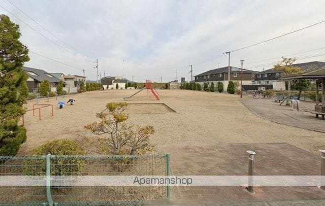 岡伏石町借家 南東の周辺写真
