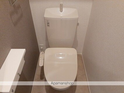 メゾン　ド　ルミエール[1LDK/51m2]のトイレ