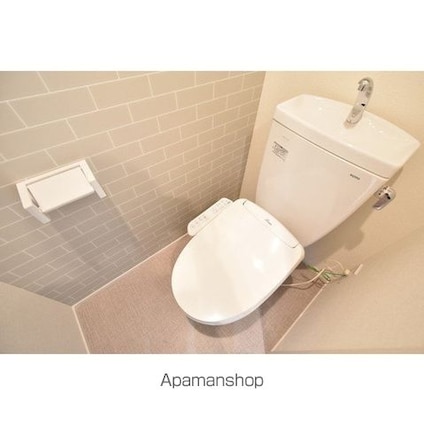 ハーモニーテラス上高井戸Ⅳ[1R/10.53m2]のトイレ