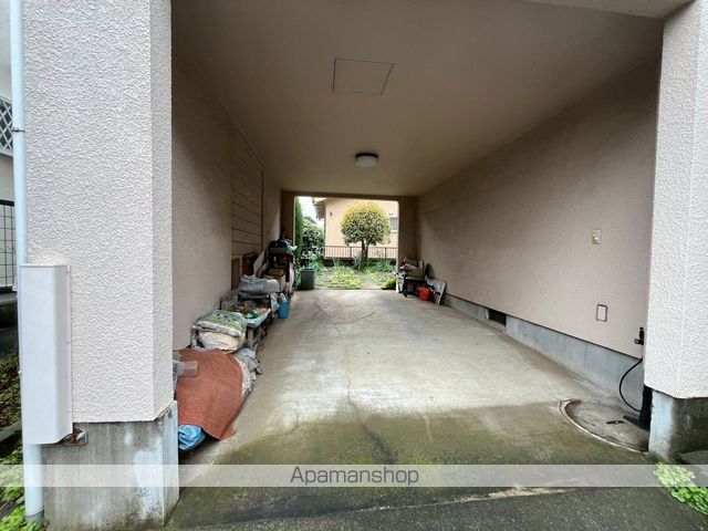 スチューデント コンドミニアムの内装写真