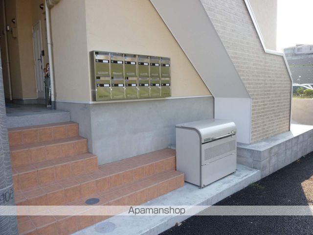 ヒルズ中央林間の玄関写真
