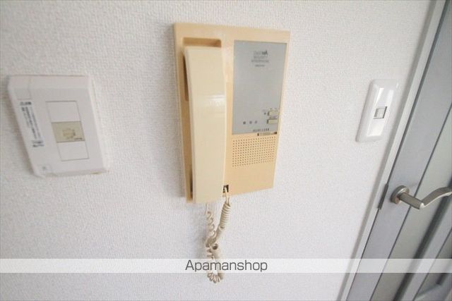 スリーデイズ新大阪の内装写真