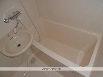 パークフロント西新宿[1R/20.46m2]のバス