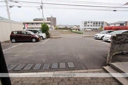 ＡＮＮＥＸーＭ[1LDK/44.06m2]の駐車場