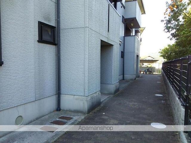 ペアシティゆう II棟の玄関写真