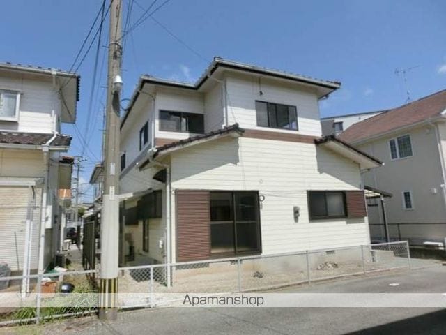 メゾンラプラースの外観写真