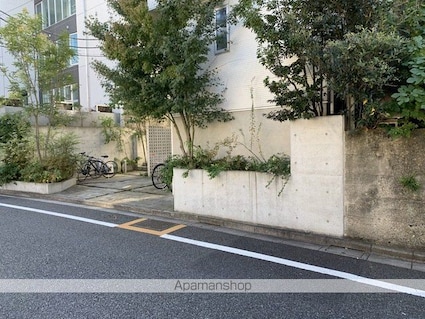 東京都中野区弥生町２丁目[1LDK/39.95m2]の外観3