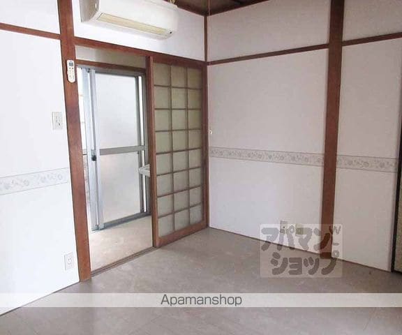 小山中ノ川町貸家の内装写真