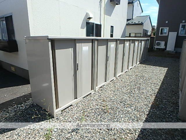 ハイカムール御子柴[2DK/48.76m2]のエントランス