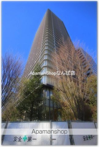 プレミストタワー大阪新町ローレルコートの外観写真