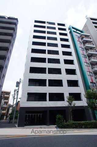 プラティーク新宿WESTの外観写真