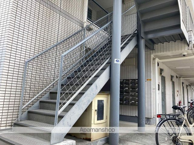 メイン黒髪の玄関写真