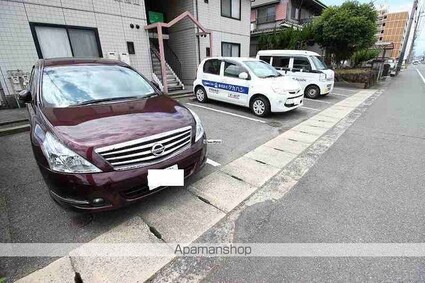 広島県福山市引野町１丁目[3DK/54.89m2]の駐車場