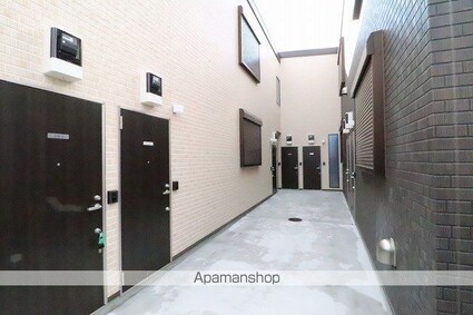 ＲＥＶＥ拝島[1R/29.46m2]のエントランス3