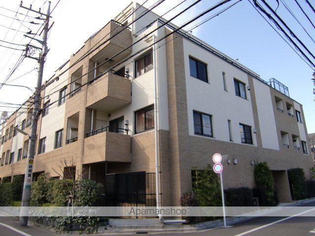 レジデンス三宿の外観写真