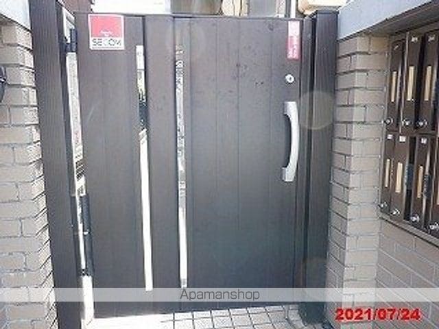 レオパレス大門の玄関写真