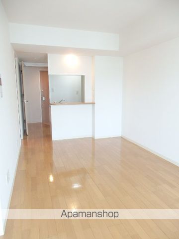 UURコート札幌南三条プレミアタワーの内装写真
