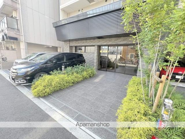 ESLEAD大阪京橋フロレゾンの玄関写真