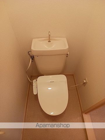 ファミール Vの内装写真