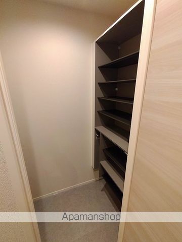 エンゲル江坂の内装写真