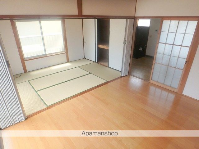 井上アパートの内装写真