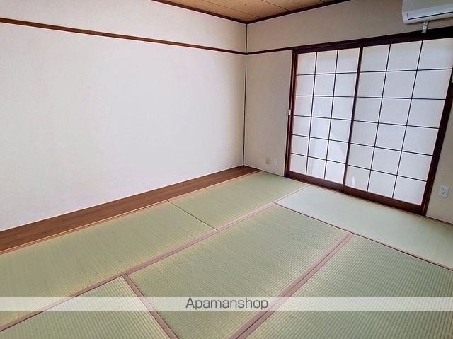 第2サンハイツ2号棟の内装写真