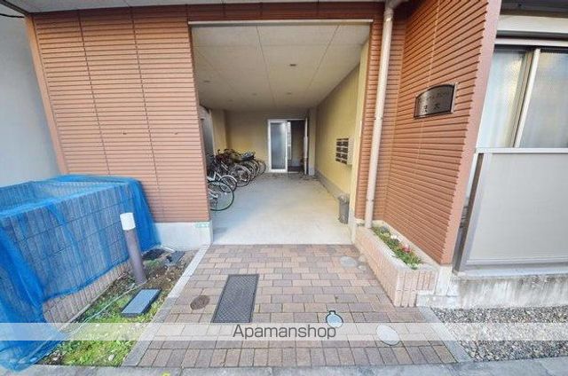 アンプルールフェール茂木の玄関写真