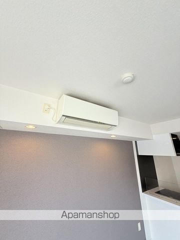 SERAM神宮前の内装写真
