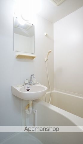 マンションオアシスIIの内装写真