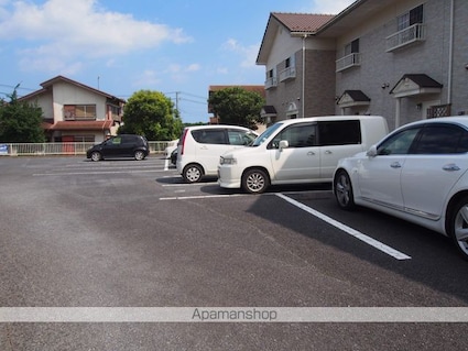 フォレストヒル勇　Ａ[2LDK/59m2]の駐車場2