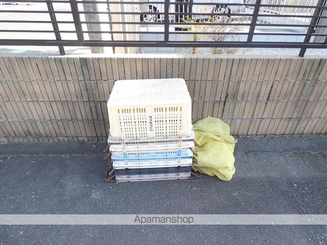 メゾンホワイトの外観写真