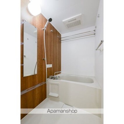 ＳＰＨＥＲＥ　ＹＯＹＯＧＩＵＥＨＡＲＡ　ＨＩＬＬＴＯＰ[1R/33.64m2]のバス