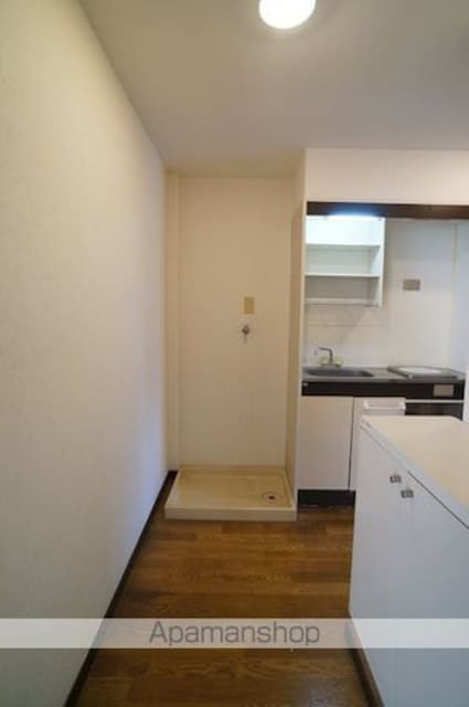 東京都中野区南台２丁目[1R/23m2]の玄関
