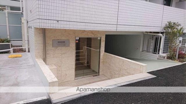 HF西巣鴨レジデンスの玄関写真