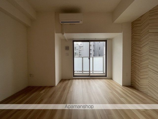 セレニテ堺筋本町リアンの内装写真