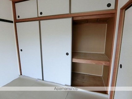 リビエラ南　Ｂ棟[2LDK/50.04m2]の収納