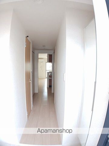 MODE EIGHT IIの内装写真