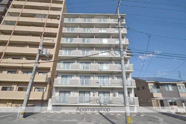 シャル中央の外観写真