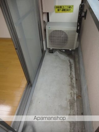 ＣＯＮＦＯＲ東山[1K/16.78m2]のバルコニー