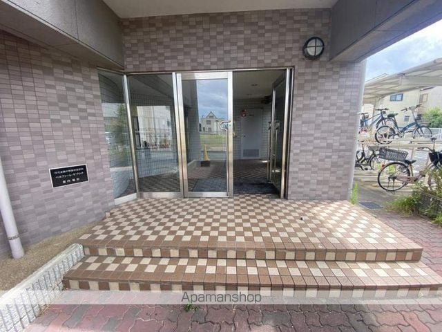 ベルファーレヤブウチの玄関写真