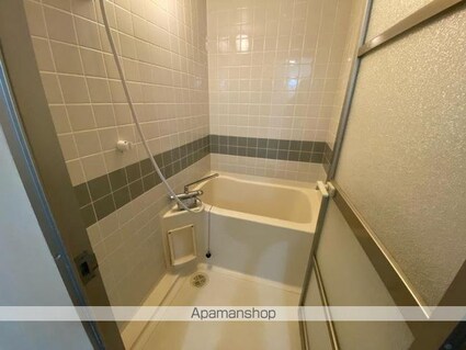 香川県高松市屋島西町[3LDK/62.19m2]のバス