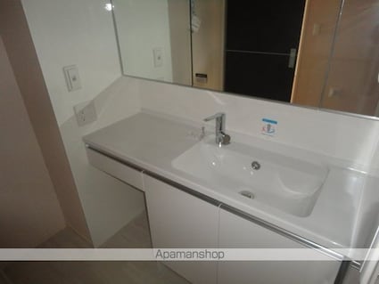 グリーンパーク・ＮＡＯ　Ａ棟[2LDK/66.39m2]の洗面所